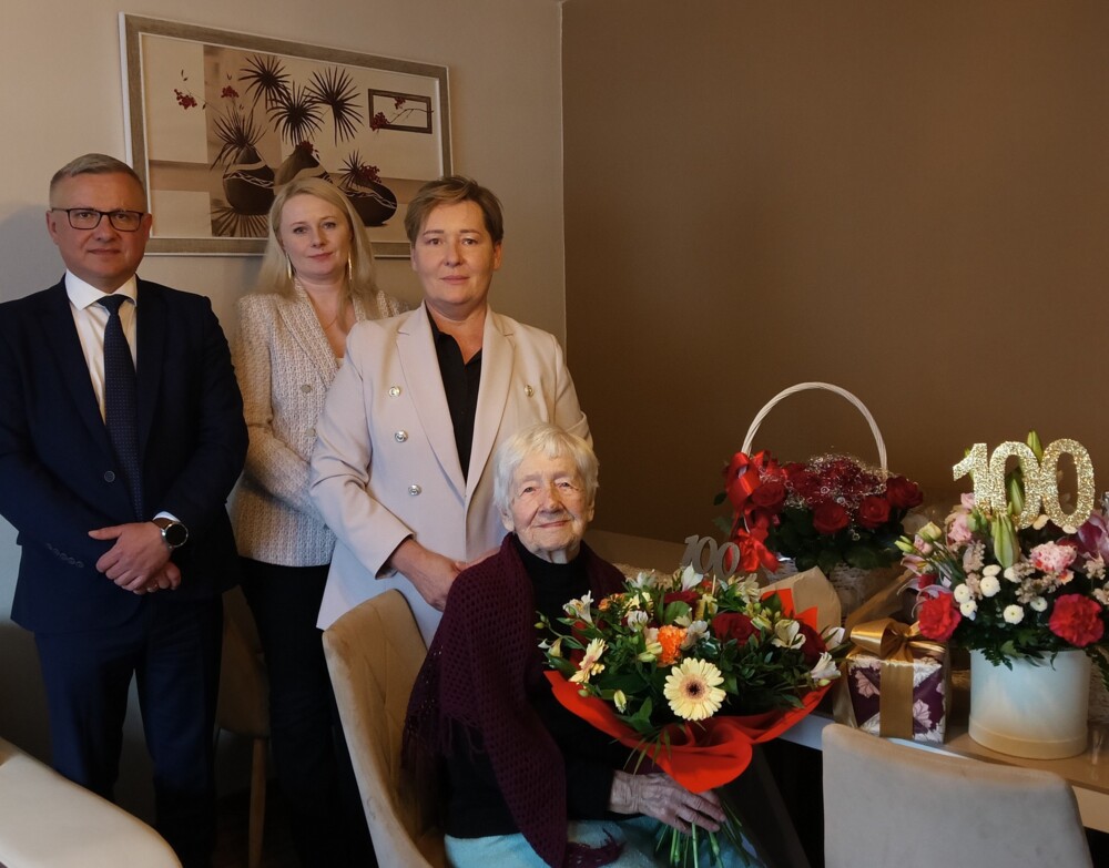 Takie urodziny świętuje się tylko raz w życiu. Pani Anno życzymy kolejnych 100 lat
