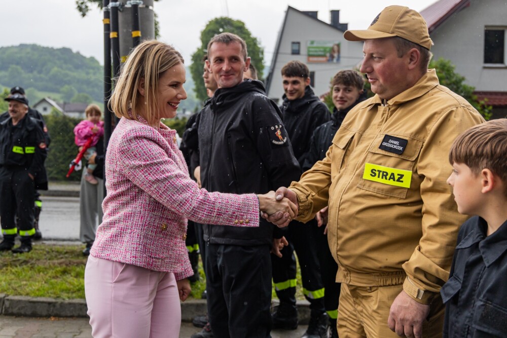 Marta Nawrocka wspiera męża w kampanii wyborczej. Przyjechała na Sądecczyznę [ZDJĘCIA]