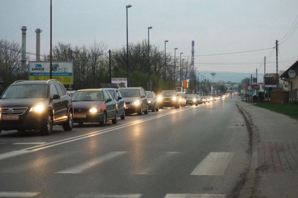 Uważajcie na ulicy Węgierskiej w Nowym Sączu. Roboty i zwężenia jezdni