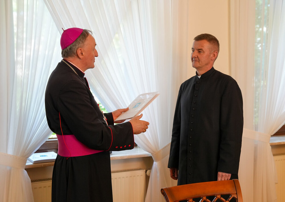 Wielkie zmiany w parafiach. Biskup Andrzej Jeż mianował nowych proboszczów [LISTA]