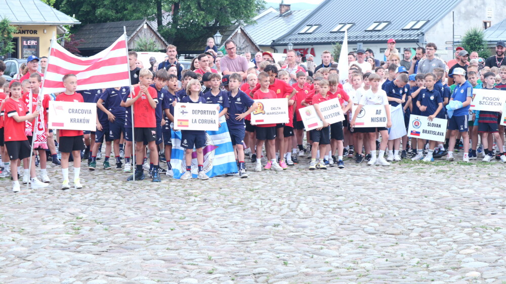 RemarLand Sokolik Cup rozpoczęty! Najlepszy kluby z Europy przyjechały do Starego Sącza [ZDJĘCIA]