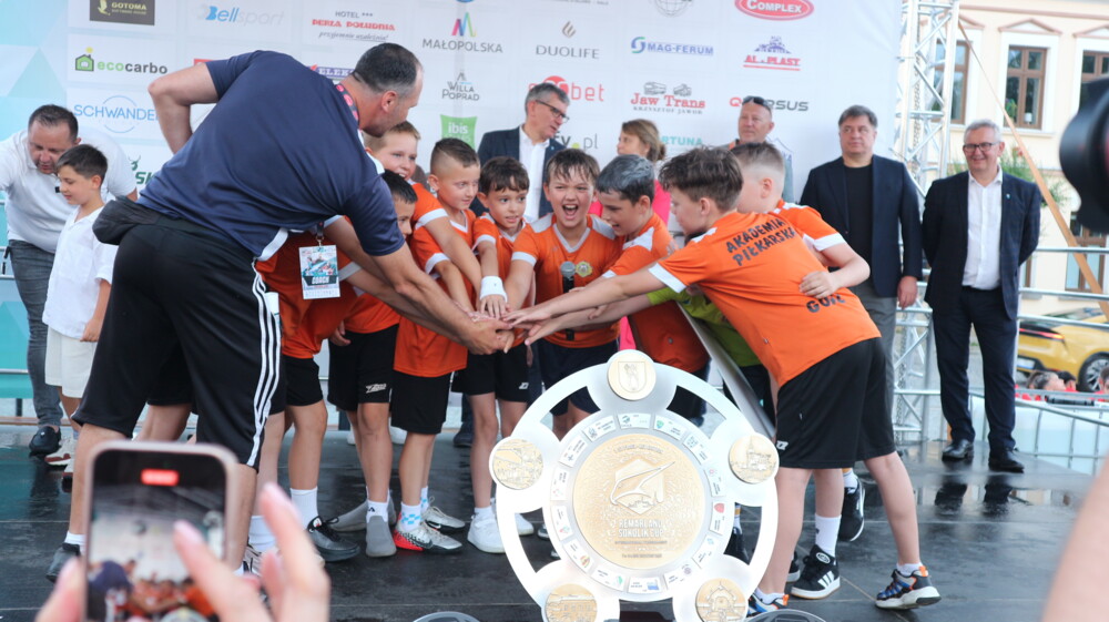 RemarLand Sokolik Cup rozpoczęty! Najlepszy kluby z Europy przyjechały do Starego Sącza [ZDJĘCIA]