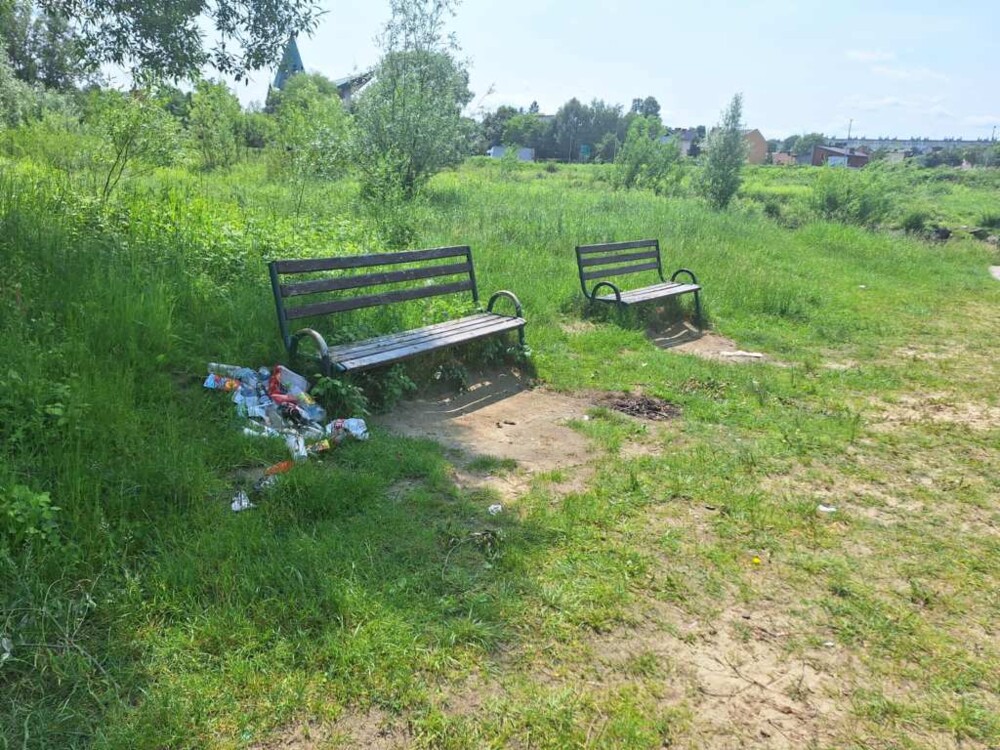 Tyle zostało po plaży nad rzeką Kamienica w Nowym Sączu. Jeszcze nie tak dawno wypoczywali tam mieszkańcy [ZDJĘCIA]