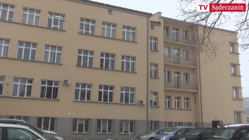 Młodzież uczy się teraz w pełnym komforcie! Sądecki “Ekonom” po zmianach [WIDEO]