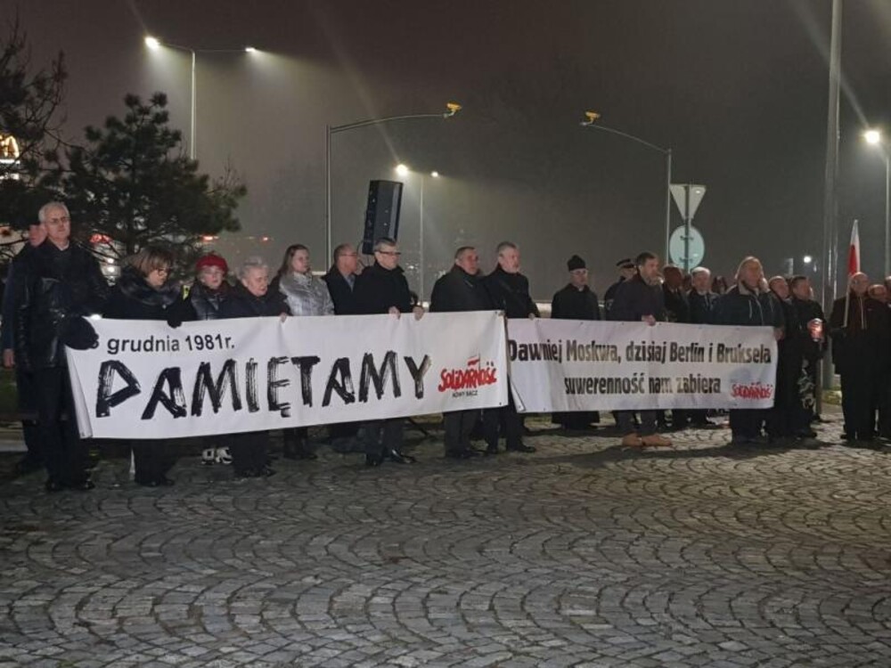 „Dorobek ludzi „Solidarności” nie może być zmarnowany”. Nowosądeczanie pamiętają! - 13 grudnia 1981 roku [ZDJĘCIA]