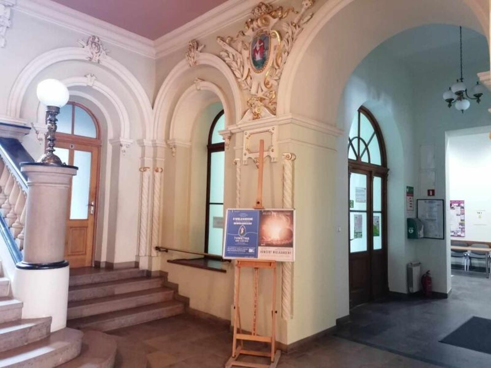 Kto wyremontuje sądecki ratusz? Już wiadomo [ZDJĘCIA]