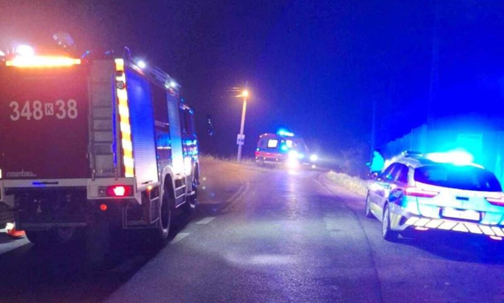 Na łuku drogi stracił kontrolę nad samochodem. W nocy w Siedlcach doszło do nieszczęścia