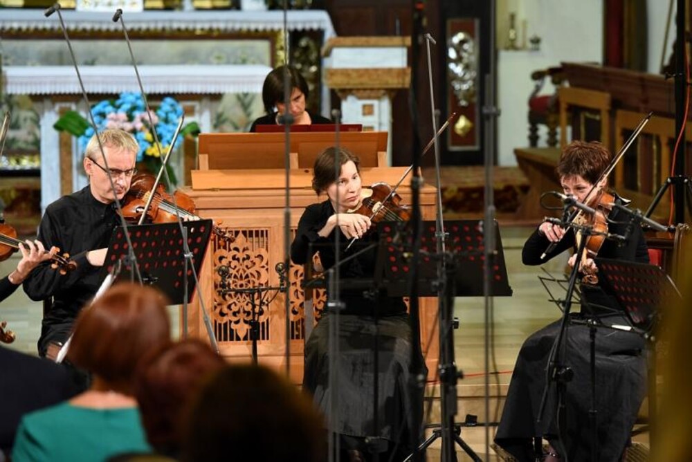 Muzyka osiemnastowiecznej Pragi i tajniki radia
