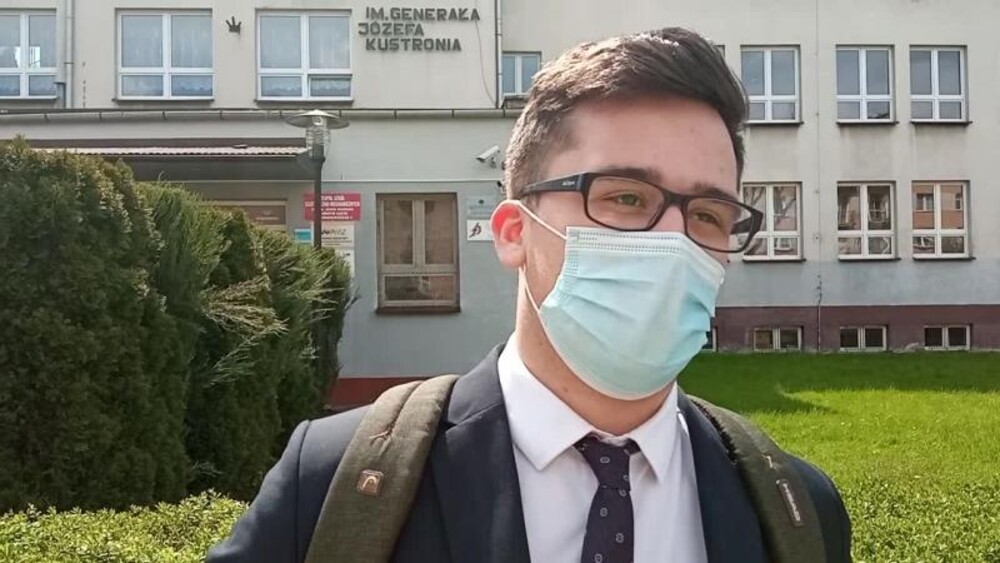Matury podstawowe zakończone. Czwartek dniem języków obcych [WIDEO]