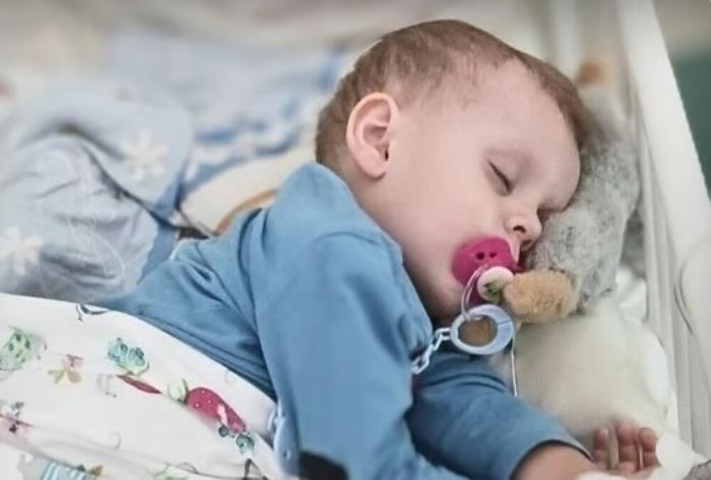 Jeszcze niedawno Nikoś bawił się w domu. Wszystko zniszczyła okrutna diagnoza