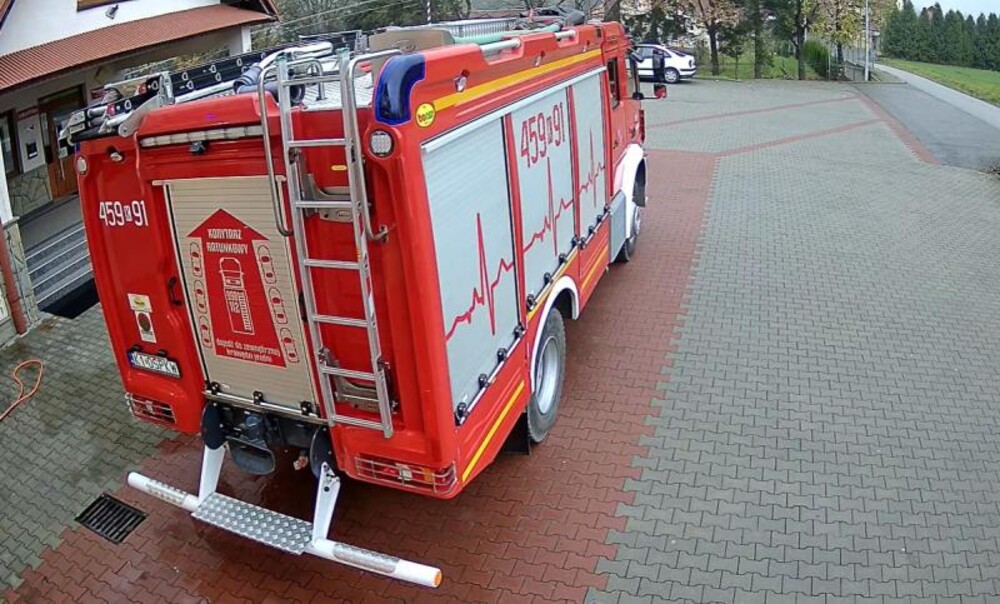 Umierał, a w pobliżu nie było wolnej karetki. To był wyścig z czasem