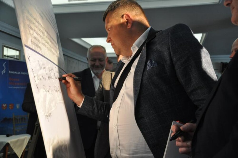 Oni też chcą ratować Jezioro Rożnowskie! Radni z gminy Łabowa byli jednogłośni