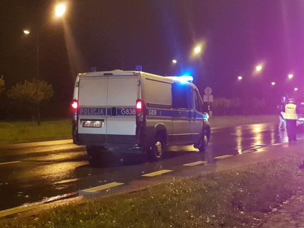 Pędził jak szalony! Prawo jazdy miał tylko kilka miesięcy. Sprawdź, co grozi za szybką jazdę