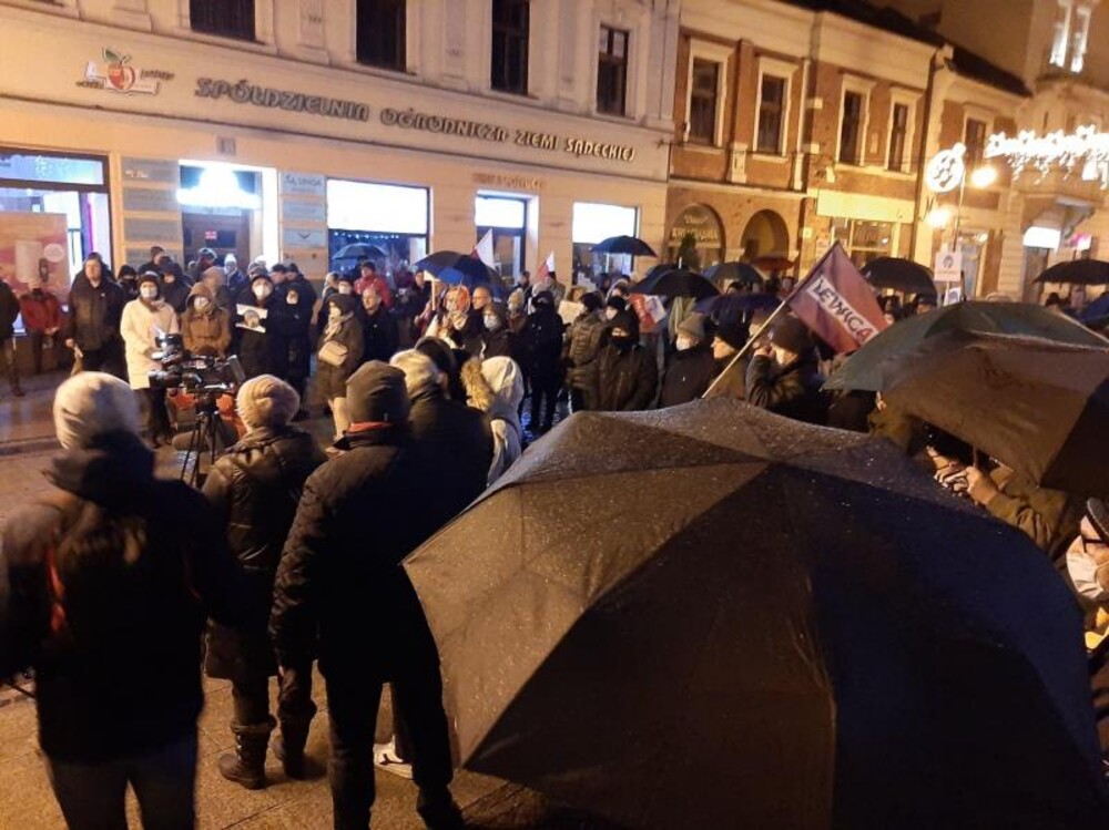 Protestowali w obronie TVN-u. Boją się, że media nie będą wolne