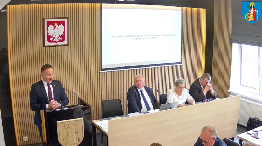 Najważniejsza sesja w gminie Grybów. Radni pochylili się nad wotum zaufania dla wójta