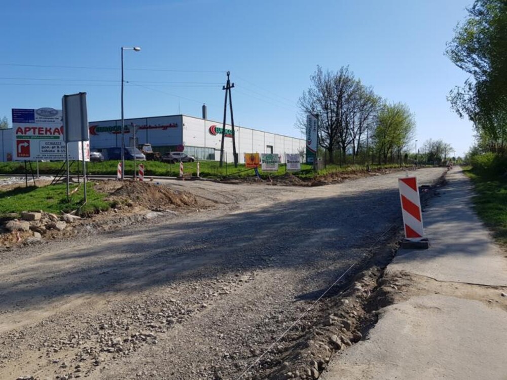 Pył, wertepy, bezdroże, jak żyć? Tak dziś wygląda plac budowy na 29 Listopada