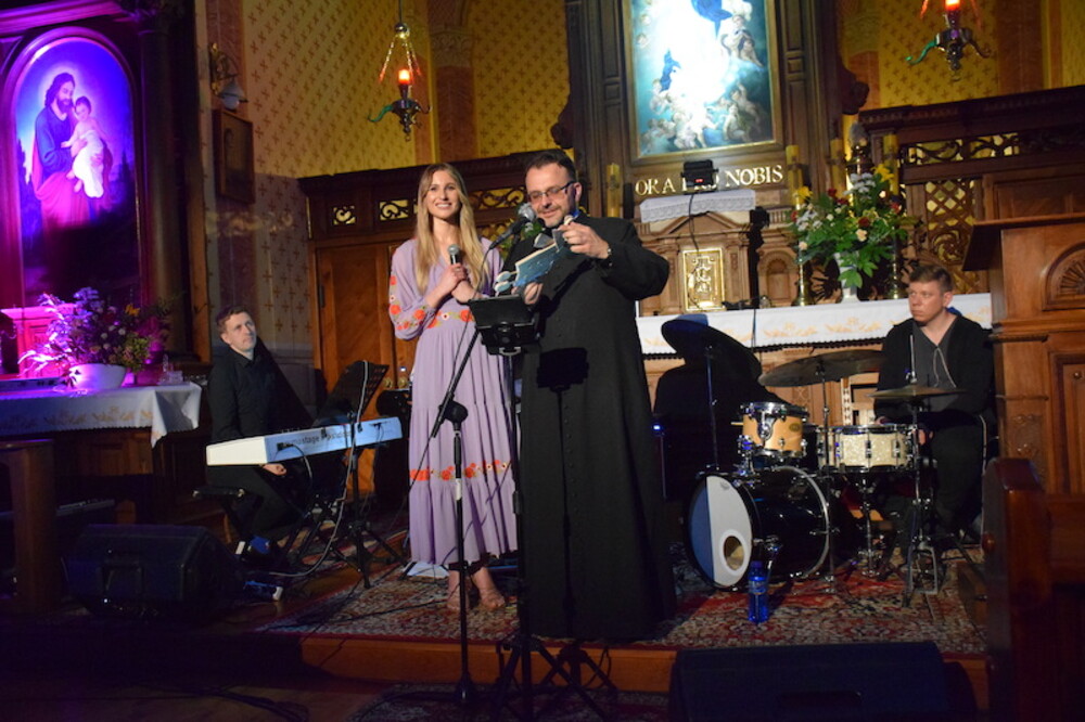 Krynica: Świętojańska noc nad Słotwinką", woda, ogień i koncertowy finał u stóp Matki! 