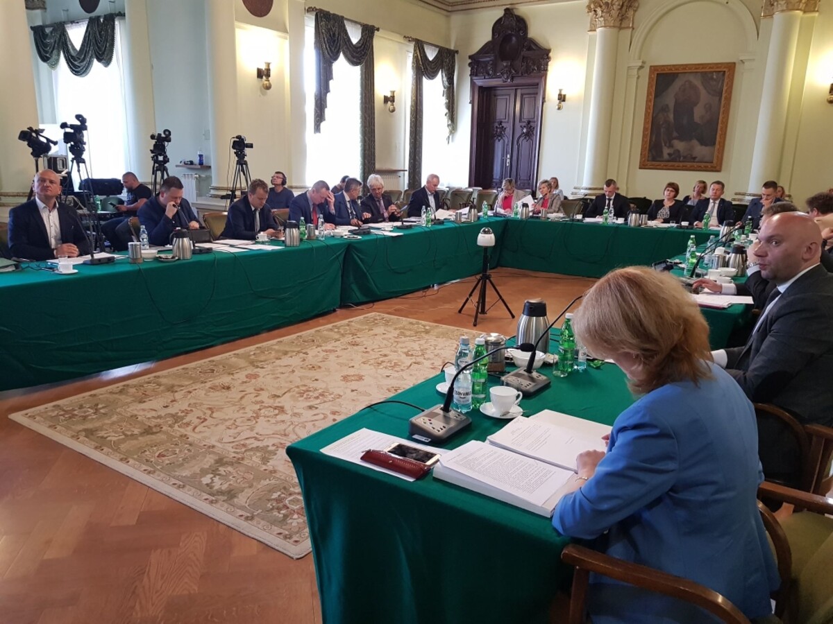 Zadłużenie Nowego Sącza wystrzeli do góry! Miasto zaciągnie kolejny kredyt