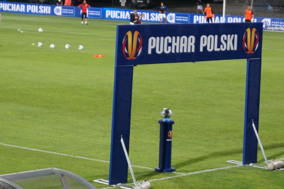Znamy pary półfinałowe! Puchar Polski na Sądecczyźnie wkracza w decydującą fazę