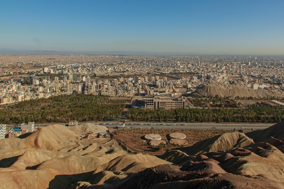 Chiny i Iran: Nowa era współpracy strategicznej