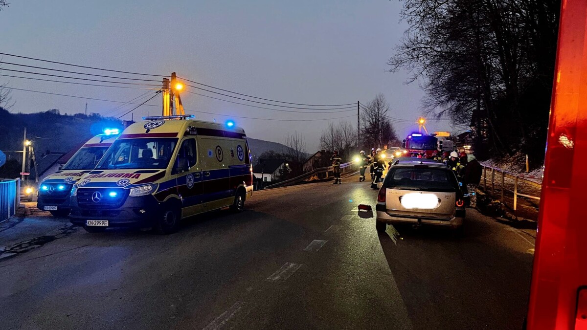 Niespokojne dni na drogach Sądecczyzny. Poważnych wypadków jest bardzo dużo