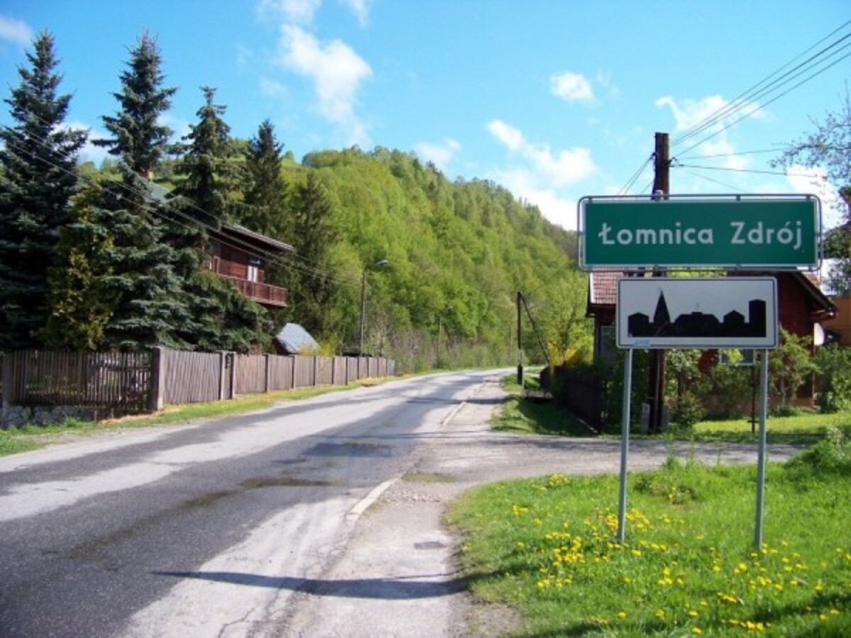Piwniczna-Zdrój/Łomnica-Zdrój: droga na osiedlu Jarzębaki będzie w końcu gminna, ale nie tylko ta