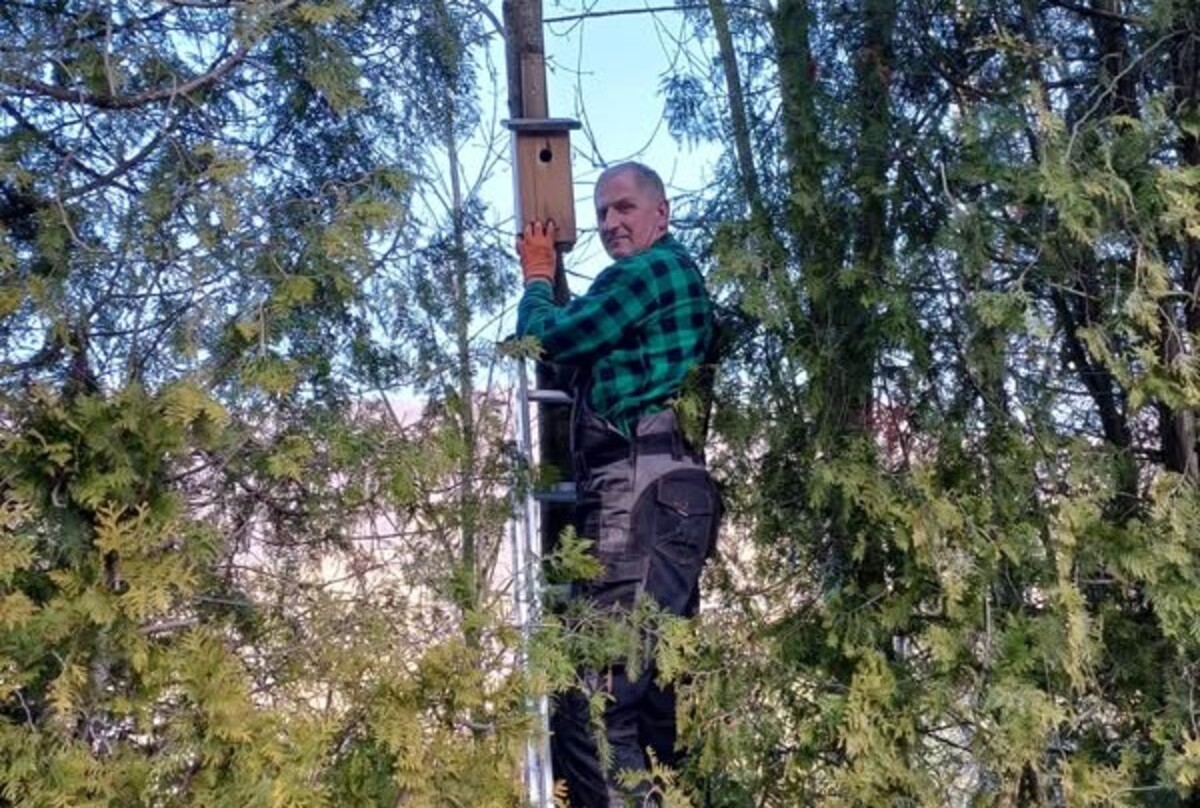 Jan Kotarba po godzinach. Jak wypoczywa wójt Rytra? Ptaki mają tu raj