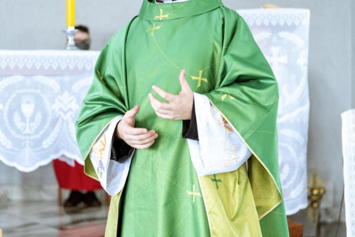 Poważny wypadek księdza z Sądecczyzny w Afryce. Pojawiają się apele o modlitwę