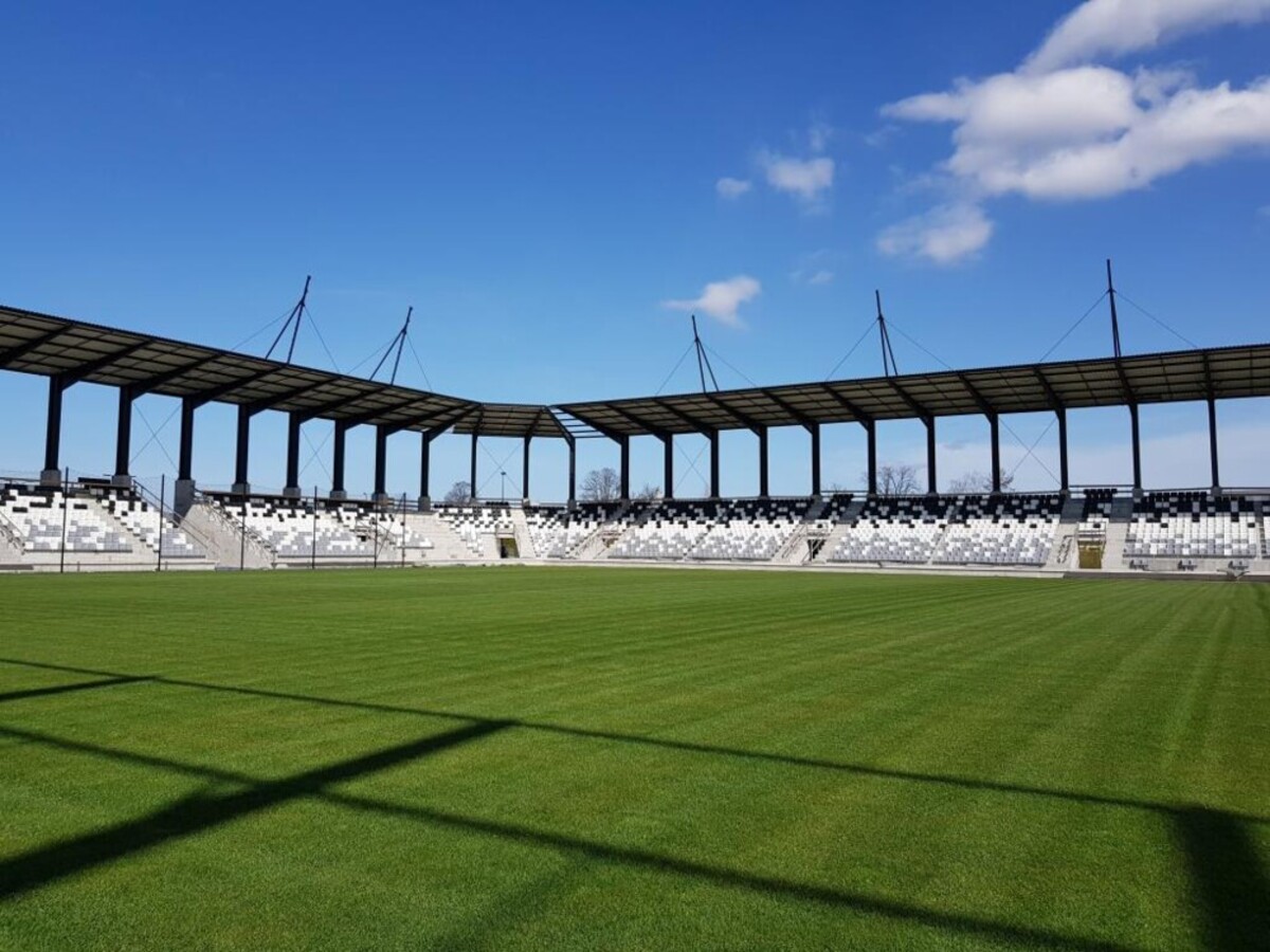 Temat stadionu Sandecji wróci na sesję rady miasta. MOSiR wnioskuje o dodatkowe pieniądze