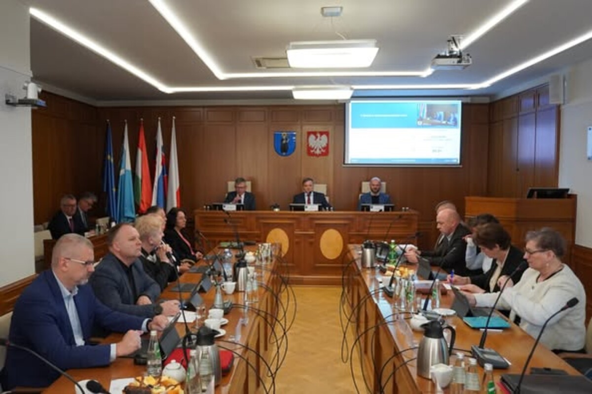 Stary Sącz: burmistrz nieugięty – bonifikaty na lokale komunalne to 75 procent i basta