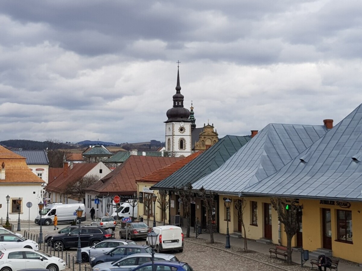 Ten zaułek Starego Sącza nadal będzie bezimienny. Nazwa ulicy spadła z porządku obrad