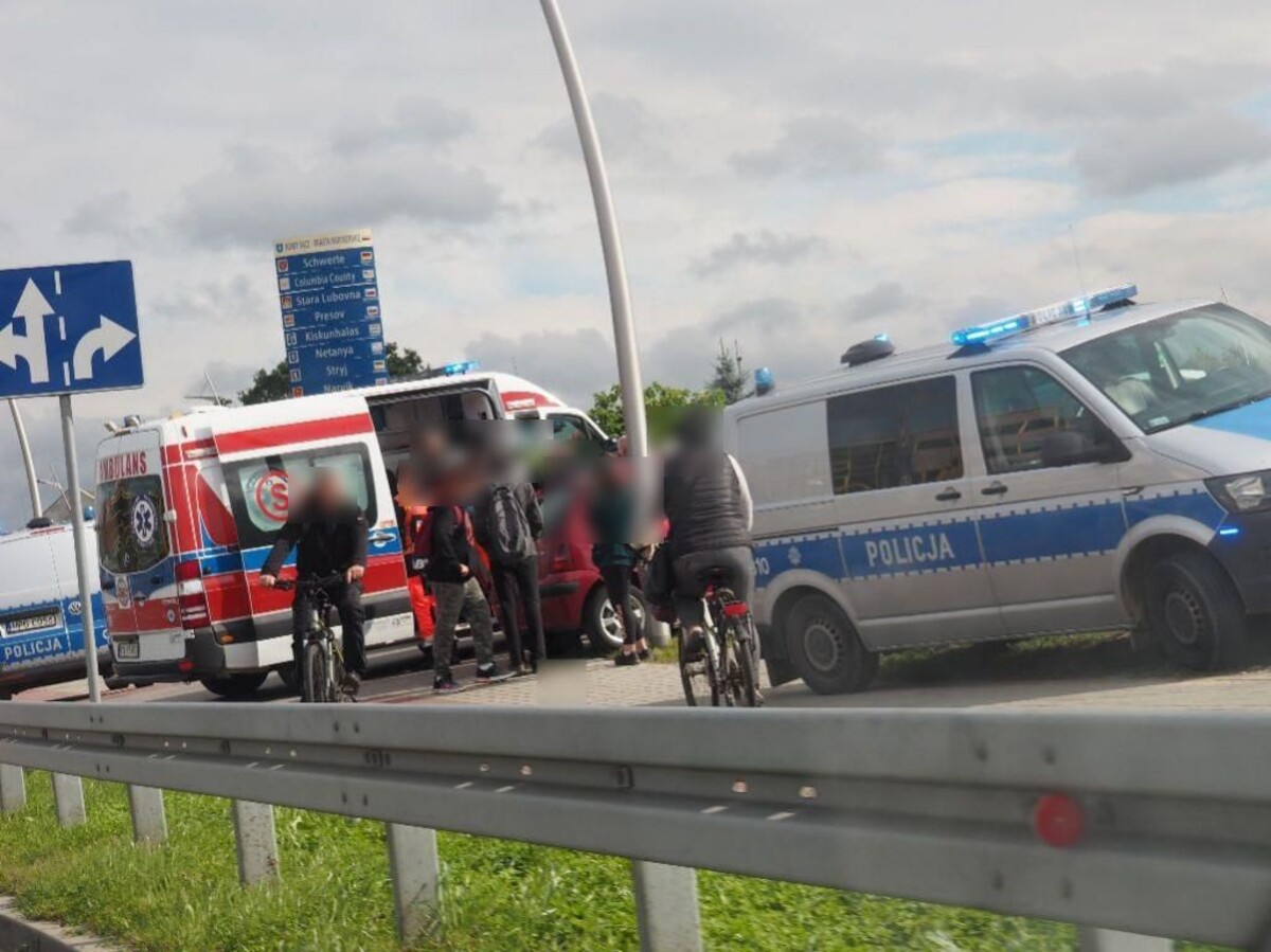 Wstrząsające sceny na moście w Nowym Sączu. Zaroiło się od służb ratunkowych