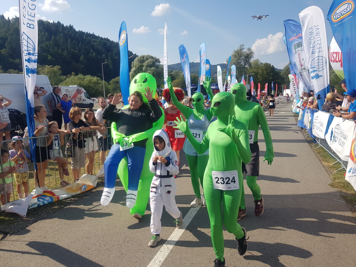 Spotkaj we wrześniu postaci znane z bajek! W Biegu Przebierańców ich nie brakuje