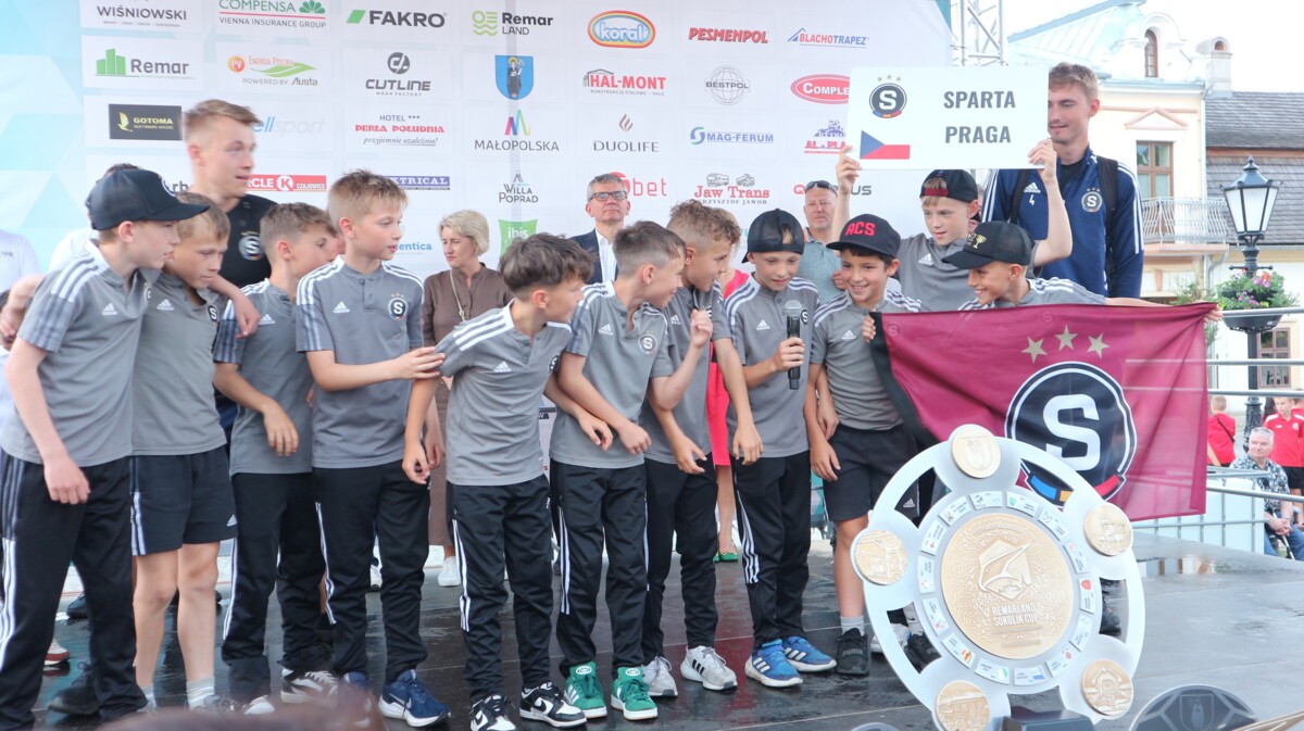 RemarLand Sokolik Cup rozpoczęty! Najlepsze kluby z Europy przyjechały do Starego Sącza [ZDJĘCIA]